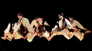 IFJÚ SZÍVEK - Magyar állami népi együttes